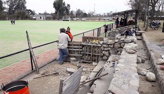 Trabajan para el Argentino de hockey