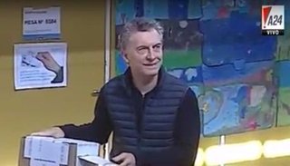 El presidente Macri emitió su voto en Recoleta