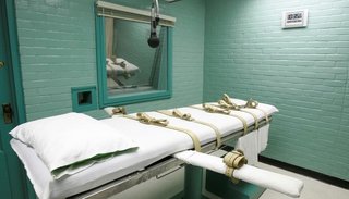 El Papa aprobó una modificación del Catecismo y declaró "inadmisible" la pena de muerte