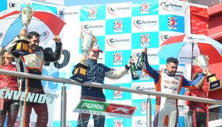 El debut soñado: con 17 años, Cístola ganó la final de la Clase 2 del Turismo Nacional