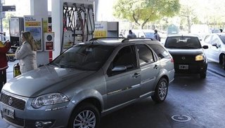 Al igual que YPF, Shell aumentó el precio de sus combustibles