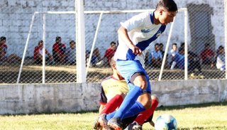 Pellegrini superó a Juventud en el Regional del Noa