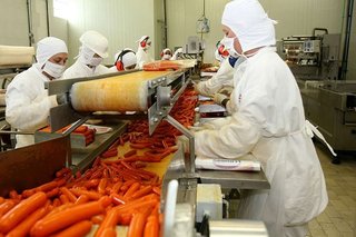 La caída del consumo lleva a la industria de alimentos a su peor momento