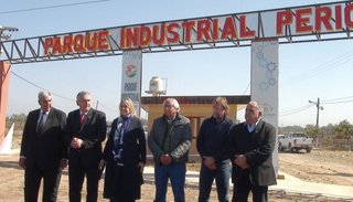 Inauguraron la red de agua en el parque industrial