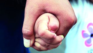Un militar violó a dos hijas y embarazó a la menor, de 13 años