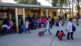 Un día en la escuela Trevisan, donde todo quedó chico, menos la voluntad