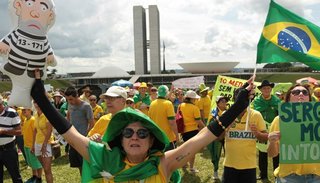 Coimas, un espejo a la argentina del Mani Pulite y el Lava Jato