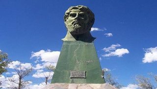 El general Eduardo Arias, ¿héroe o traidor?