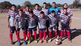 Mitre ganó en el debut del técnico José Ávila