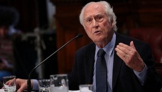 "Pino" Solanas denunció a Calcaterra y otros empresarios