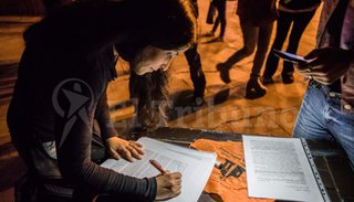 Un grupo de salteños presentó esta tarde la solicitud para renunciar a la Iglesia Católica