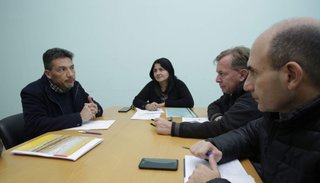 Mecanismo para dar casas a jefas de hogar