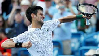 Djokovic fue un ”Master” frente al eterno Federer