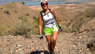 Una mujer que hacía trekking murió tras caer 30 metros