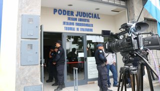 Declaración de exauditora complicaría a José López