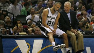 Por la cabeza de Ginóbili ronda la posibilidad del retiro de la NBA