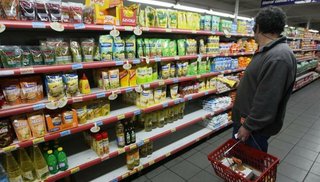 En julio, una familia tipo necesitó $20.134 para no ser pobre