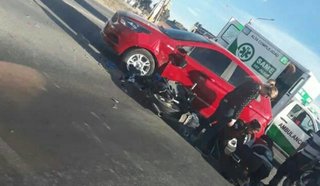 Un hombre herido tras una violenta colisión