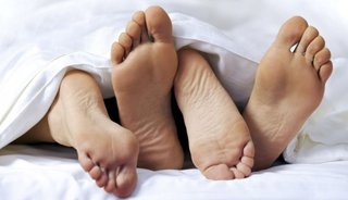 Una pareja quería tener hijos y descubrieron que lo estaban haciendo mal: ella era virgen