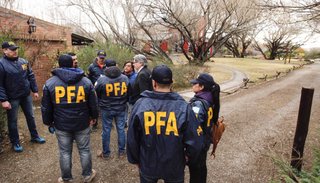 Sigue el operativo de allanamiento en el Calafate