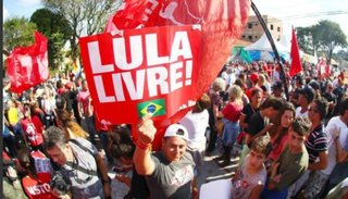 Desde la cárcel Lula crece en intención de voto y aventaja por 20 puntos al segundo