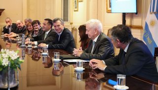 Macri con los rectores de universidades: "El techo del 15 por ciento ya no existe" para las paritarias