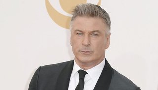 Alec Baldwin será el padre de “Batman”