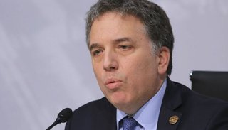 Dujovne: "El único camino para salir de esta turbulencia es resolver el desequilibrio fiscal"