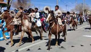 Agrupación gaucha "31 de Agosto" de fiesta