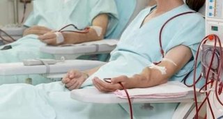 Peligra la diálisis de pacientes carenciados de todo el país, por deuda del Estado