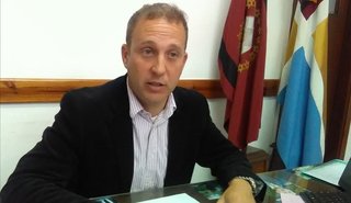 "Logramos el 97% de agua y 85% de cloacas para los vecinos"