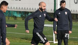 Pinola quedó descartado para enfrentar a Racing