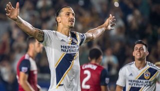 Ibrahimovic: "Pavón es demasiado bueno para la MLS"