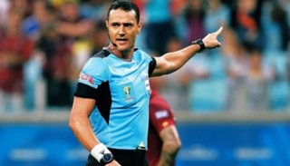 Conmebol designó los árbitros para los cuartos de la Libertadores