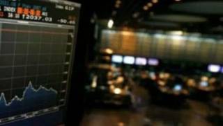 Sube el riesgo país, caen los bonos y las acciones argentinas en Nueva York