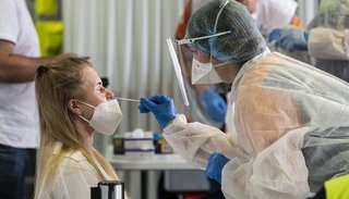 Argentina está muy cerca de Italia en cantidad de contagios por coronavirus
