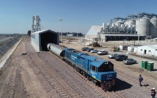 Los productores salteños, expectantes con la prueba de tren en Timbúes