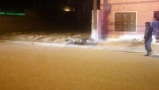 Motociclista se mató tras chocar con un poste