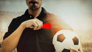 Grave denuncia del arbitraje argentino contra la cúpula de la AFA