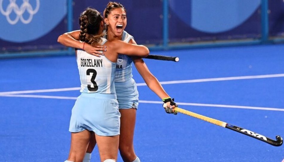 Raposo, la segunda medallista más joven del país 