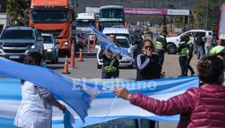 Docentes piden sumar un 25%  al aumento del 36% de este año