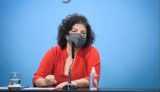 Vizzotti regresa con más vacunas desde Rusia y ofrece conferencia de prensa en Ezeiza