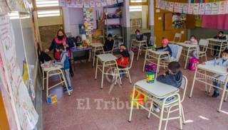 Las escuelas tenderán a la presencialidad plena desde el 1 de septiembre