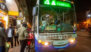 La UTA afecta a miles de usuarios y Saeta pide tomar el colectivo mucho antes de las 22