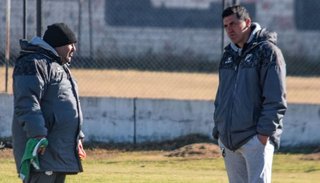 Cristian Zurita se inclinaría por la “Perla” Reyes y Rosales