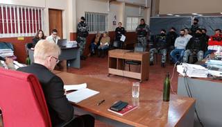 La pareja del bagayero asesinado dijo que uno de los acusados le debía dinero a la víctima