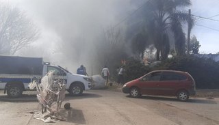 VIDEO. Metán: se incendió un lugar donde acopian materiales reciclables