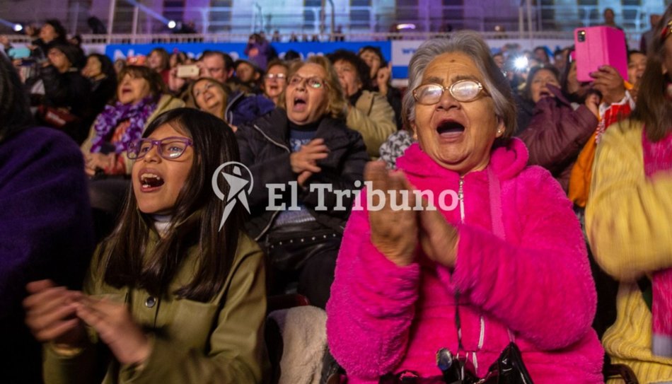 Con Palito, Salta vivió una noche a pura Felicidad
