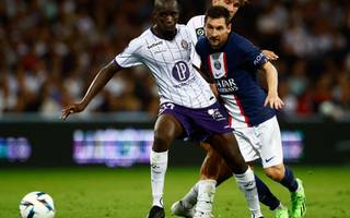 Messi, vital en la goleada del PSG, con dos sutilezas