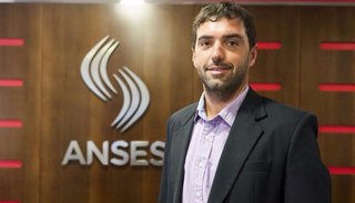 Revocan el sobreseimiento de Basavilbaso, investigado por coacción a empleados de la Anses